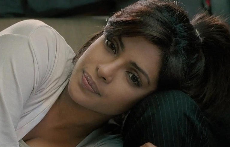 Hunterfly Priyanka Chopra performances 02