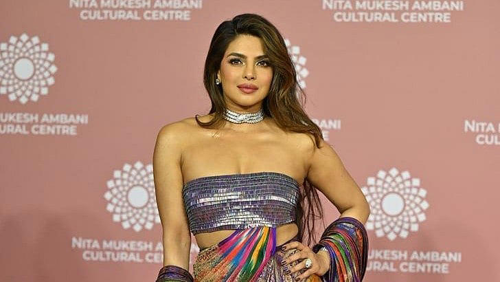 Hunterfly Priyanka Choprad03