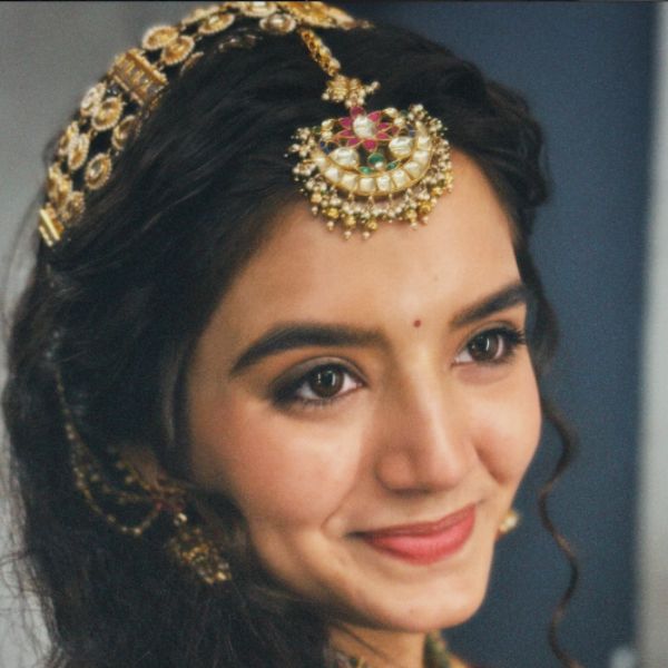Hunterfly Priyanshi Yadav01