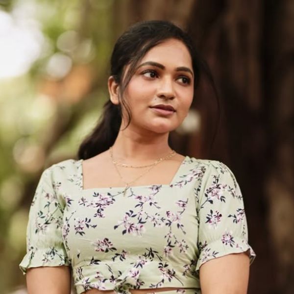 Hunterfly Revathi Elango 1
