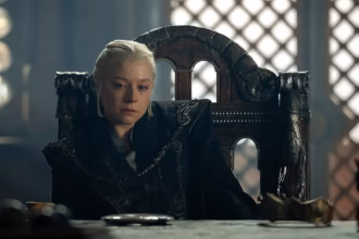 Hunterfly Rhaenyra Faces the Burden of Power in House of the Dragon Season 3 Episode 3 Emma D'Arcy as Rhaenyra Targaryen in House of the Dragon Season 3 Episode 3
