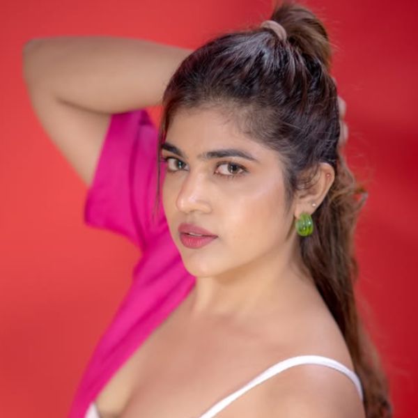 Hunterfly Rithu Chowdary023
