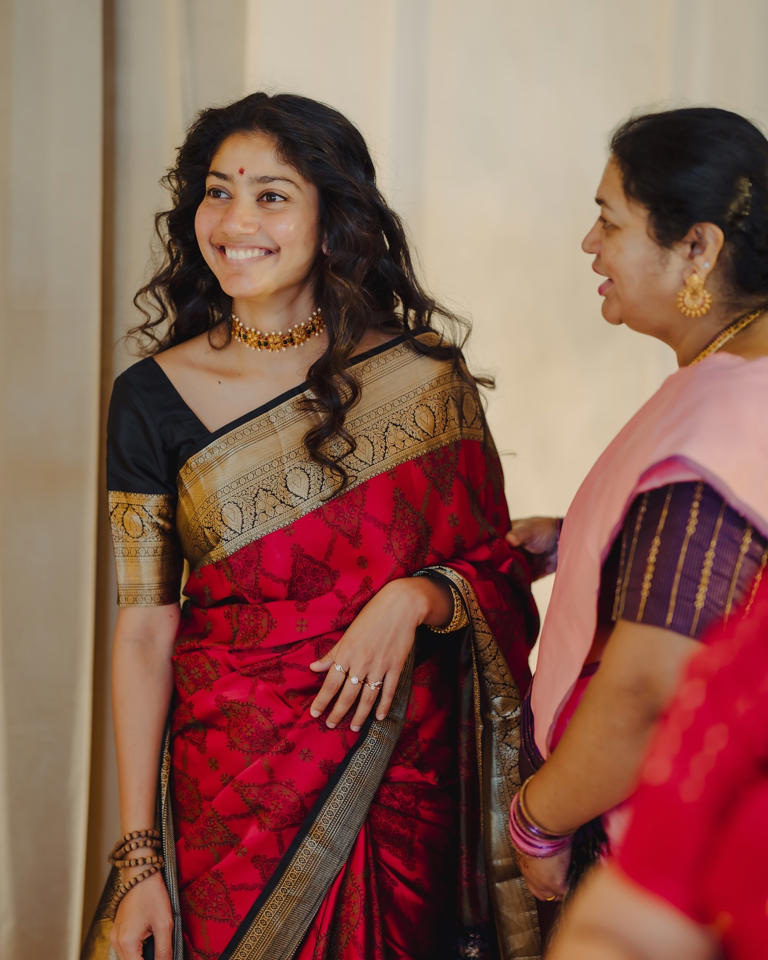 Hunterfly Silk Handloom Saree Hunterfly Silk Handloom Saree