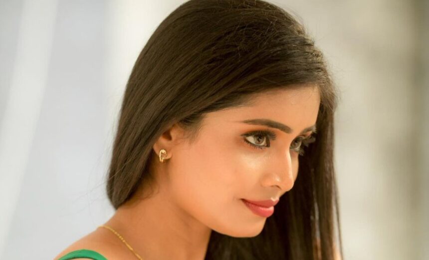 Tamil television actress Sivanya Priyanka known for Sevvanthi and Iru Dhuruvam