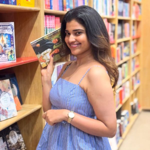 Hunterfly Soniya Suresh01