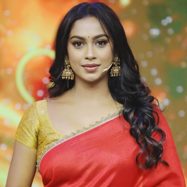 Hunterfly Swathi Konde01
