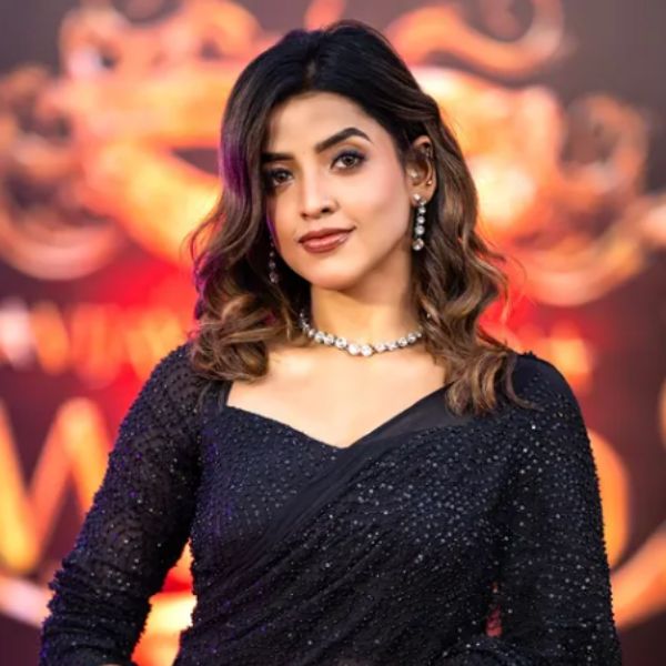 Hunterfly Swathi Nair 01s