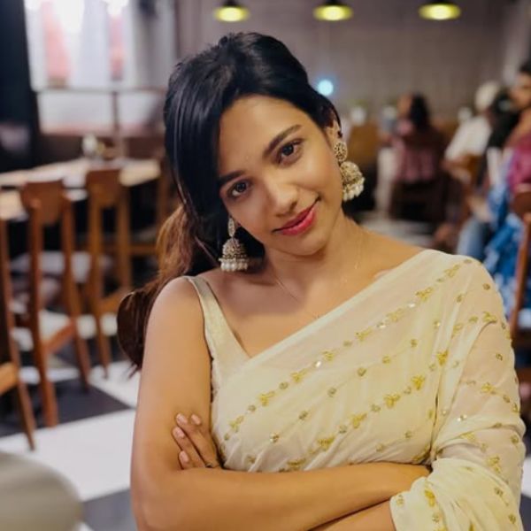 Hunterfly Vaishnavi Naaiyak4 Hunterfly Vaishnavi Naaiyak4
