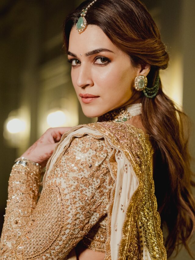 Kriti Sanon Redefines Wedding Glamour in Manish Malhotra Couture