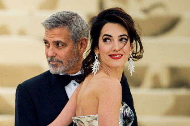 Hunterfly fdf Celebrity couples who found love later in life and built successful relationships after the age of 40.