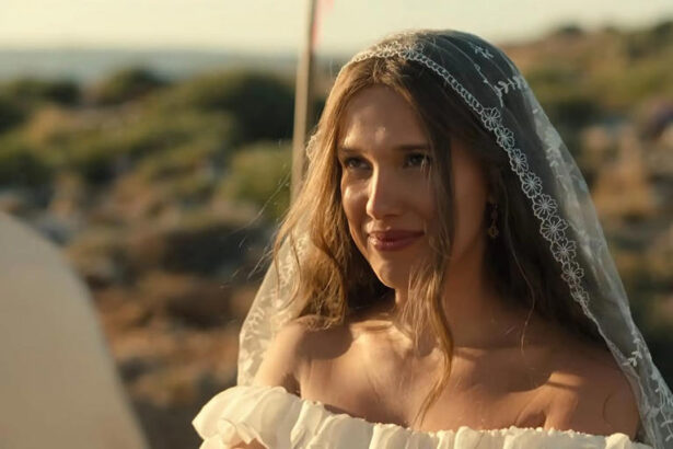 Hunterfly fdfsdfds Millie Bobby Brown discusses the wedding dress worn in Enola Holmes 3 and its connection to her real-life bridal gown