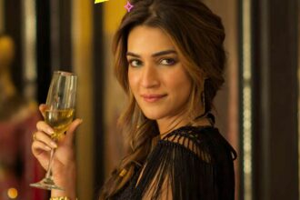 Hunterfly kriti sanon from cocktail 2 box office 01 Kriti Sanon at a promotional event for Cocktail 2