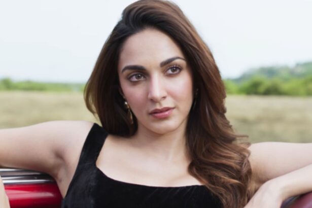 Hunterfly 026 08 02 193714 Kiara Advani speaking about her role in Yash's film Toxic during an interview.