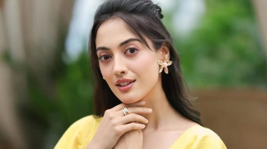 Hunterfly 026 08 02 203616 Television actor Aditi Sharma has filed a domestic violence complaint against her husband, Abhineet Kaushik.