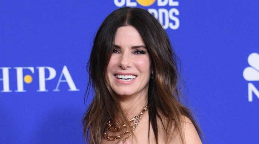 Hunterfly 026 08 03 085545 Sandra Bullock enjoys a birthday week outing with her son Louis in New York City.