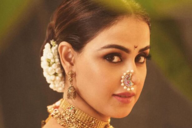 Hunterfly 026 08 04 160801 Genelia D'Souza showcasing elegant ethnic fashion in sarees and embroidered traditional outfits.