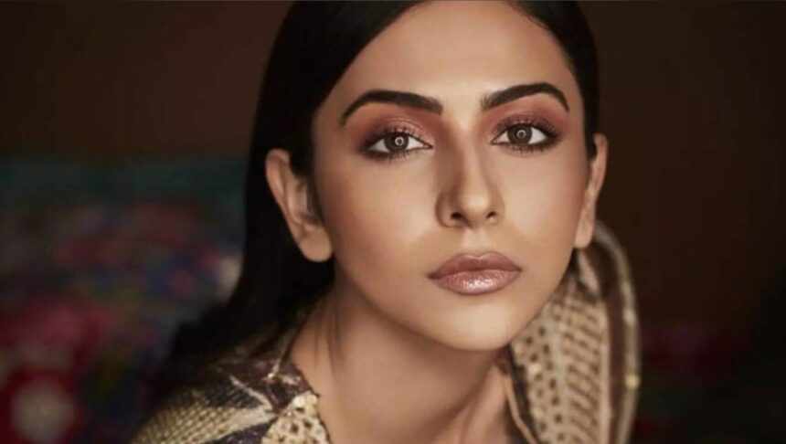 Hunterfly 026 08 05 160003 Rakul Preet Singh discusses her role as Surpanakha in Ramayana.