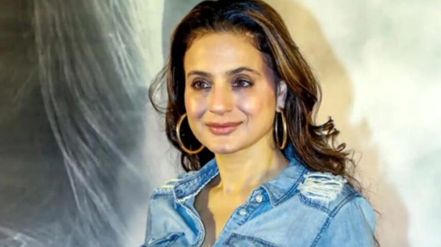 Hunterfly 026 08 07 114444 Ameesha Patel during a social media interaction about her marriage plans.
