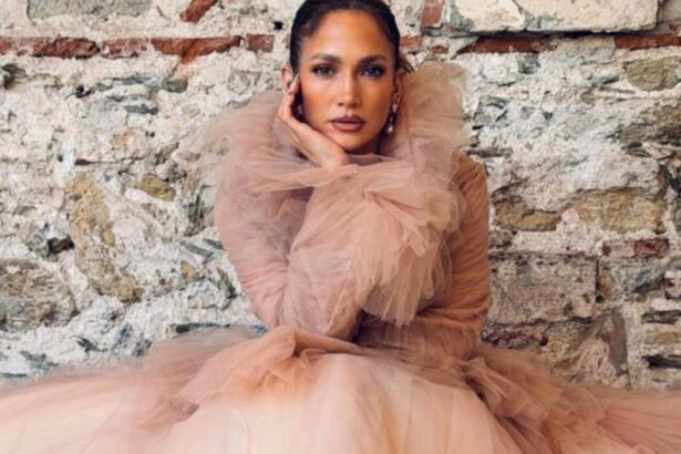 Hunterfly 026 08 11 183442 Jennifer Lopez luxury real estate portfolio and celebrity homes