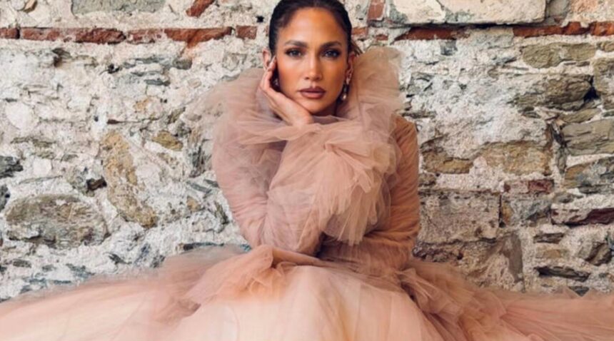 Hunterfly 026 08 11 183442 Jennifer Lopez luxury real estate portfolio and celebrity homes