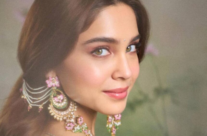 Soft glam and heavy glam makeup styles for Indian women