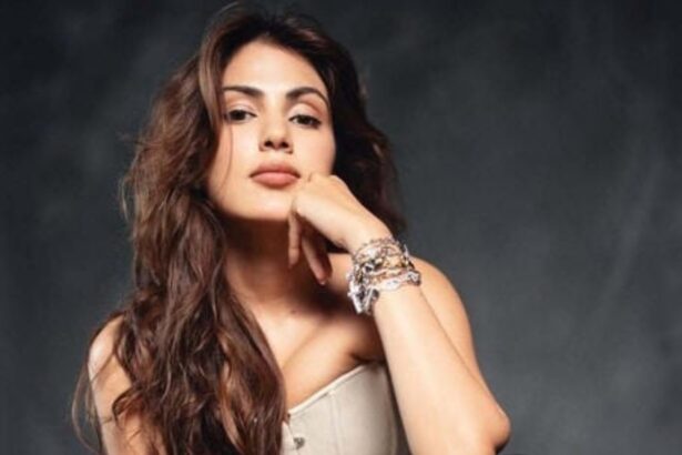 Hunterfly 026 08 12 124530 Rhea Chakraborty recalls earning ₹3 lakh as an MTV VJ at 17–18