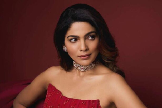 Hunterfly 026 08 12 204708 Pooja Sawant at Filmfare Awards Marathi 2026 reveals her haircare secret