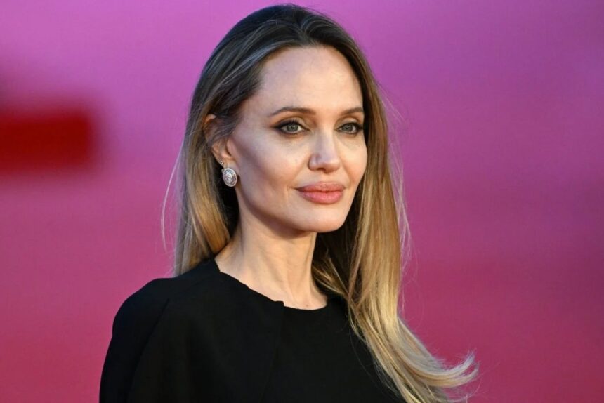 Hunterfly 026 08 16 174648 Angelina Jolie speaking about motherhood and her children at a public event