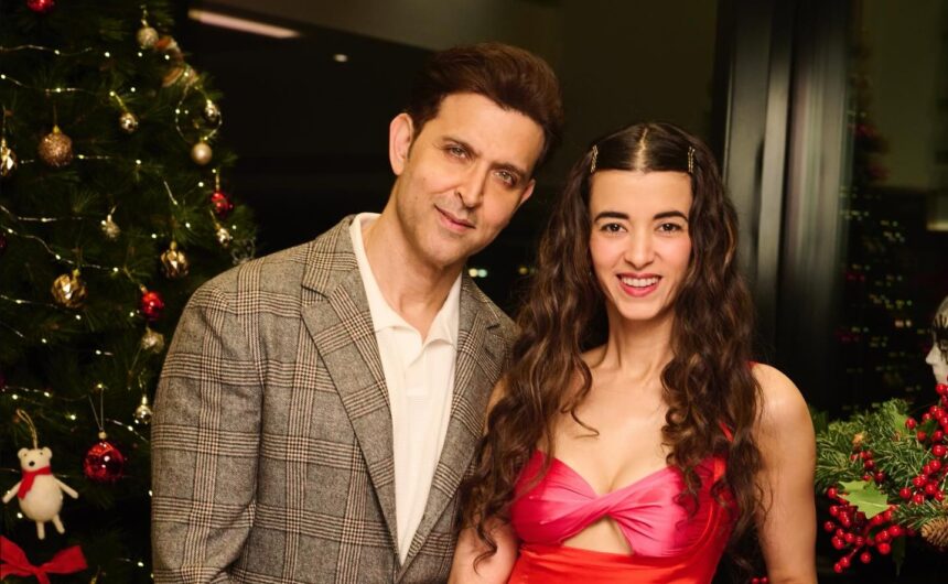 Hunterfly 026 08 17 151915 Hrithik Roshan and Saba Azad amid breakup rumours