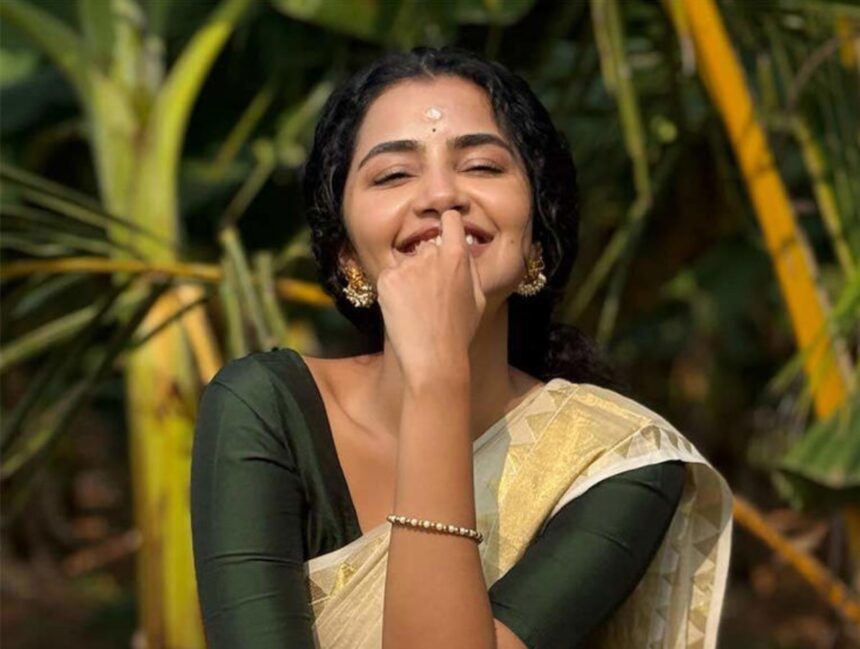 Hunterfly 026 08 20 202616 Aditi Shankar speaks about Anupama Parameswaran during Once More promotions
