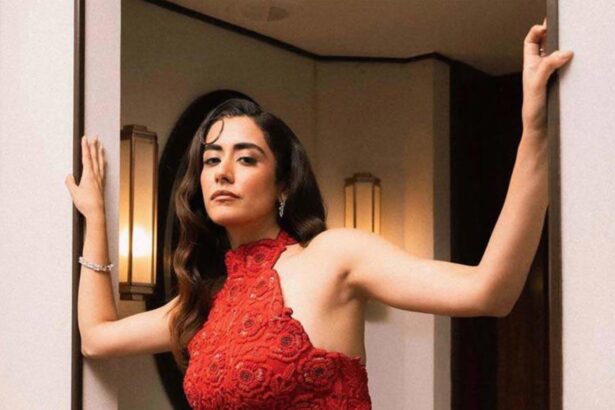 Hunterfly 026 08 21 214427 Gurfateh Pirzada and Jonita Gandhi amid dating rumours