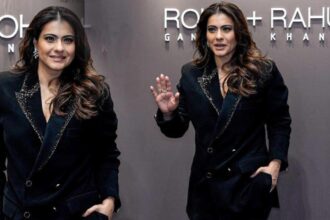 Hunterfly 026 08 23 174610 Kajol wearing a black pantsuit at Rohit Gandhi and Rahul Khanna’s Noir Botanica show