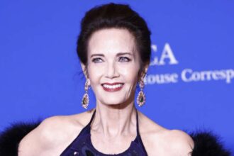 Hunterfly 026 08 28 154641 Lynda Carter, best known for her iconic portrayal of Wonder Woman, celebrating her legendary television and entertainment career