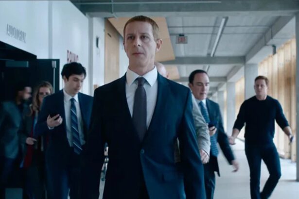Hunterfly 026 08 29 180446 Jeremy Strong as Mark Zuckerberg in Aaron Sorkin's The Social Reckoning