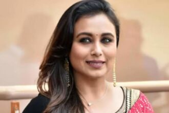 Hunterfly 2026 08 06 113813 Rani Mukerji smiling during a public appearance.