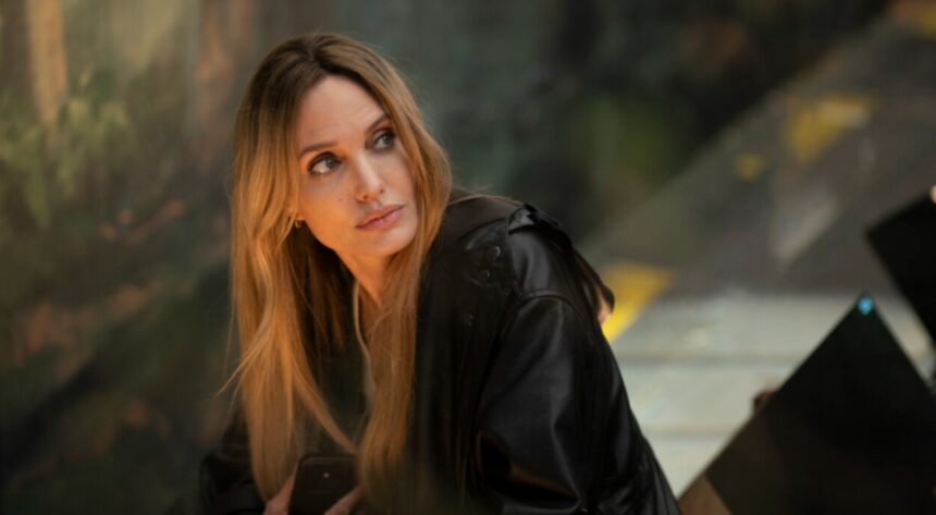 Hunterfly 2026 08 16 175106 Angelina Jolie discussing her health history and cancer risk