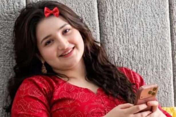 Pakistani TikToker Shamsu Bibi Ayesha Gilamana
