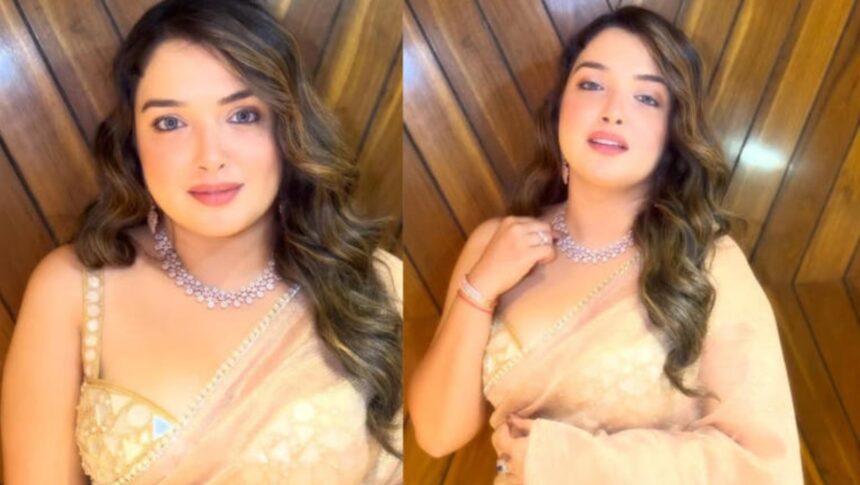 Amrapali Dubey poses at a Bhojpuri entertainment event