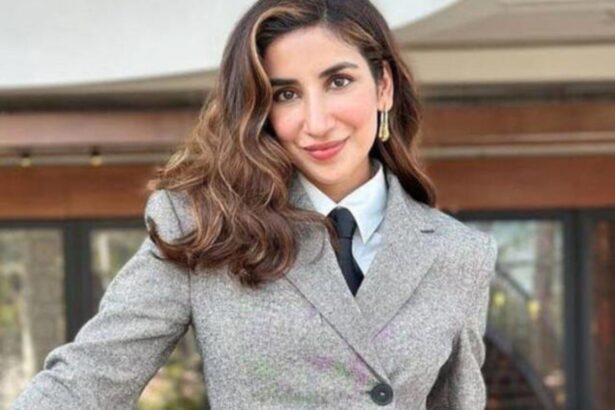 Hunterfly 2026 08 23 174205 Parul Gulati and Krystle D’Souza from The Traitors India Season 2