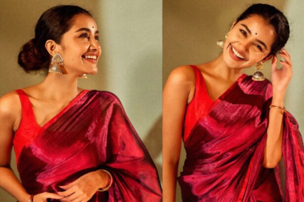 Hunterfly 26 08 03 211925 Anupama Parameswaran wearing a silk tissue saree with statement jhumkas.