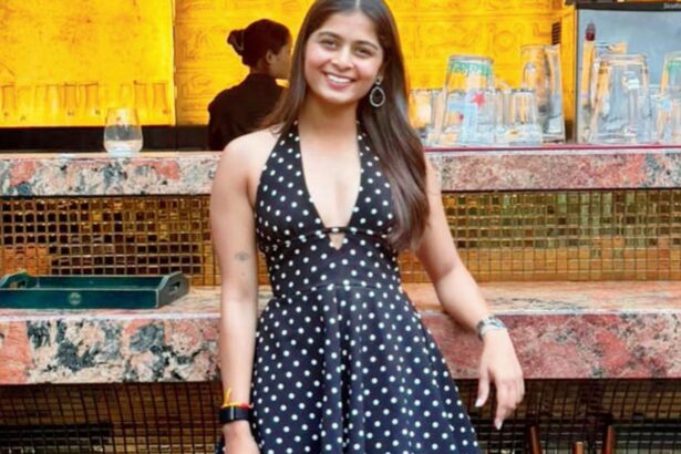 Hunterfly 26 08 05 115602 Shreyanka Patil wearing a black polka dot dress in her birthday Instagram post.