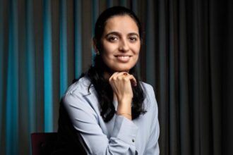 Ruchi Kalra, co-founder of OfBusiness and Oxyzo, speaking about entrepreneurship and leadership.
