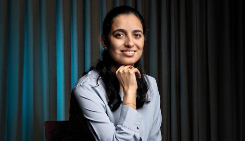 Ruchi Kalra, co-founder of OfBusiness and Oxyzo, speaking about entrepreneurship and leadership.