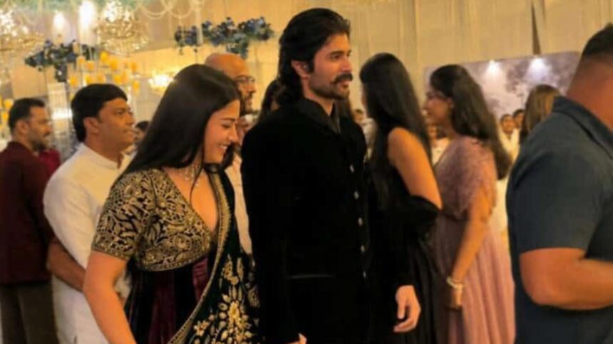 Hunterfly 26 08 26 181633 Rashmika Mandanna in wine and bottle-green Anarkali with Vijay Deverakonda