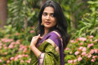 Hunterfly 26 08 26 193644 Actress Anagha celebrating Onam at home with traditional Kerala food and a pookalam