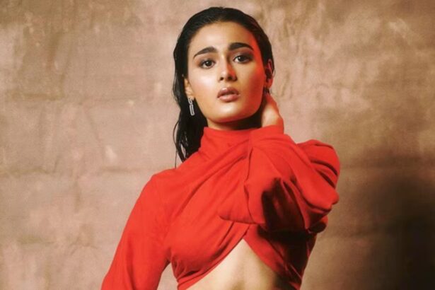 Shalini Pandey shares a photograph from her trip to Italy