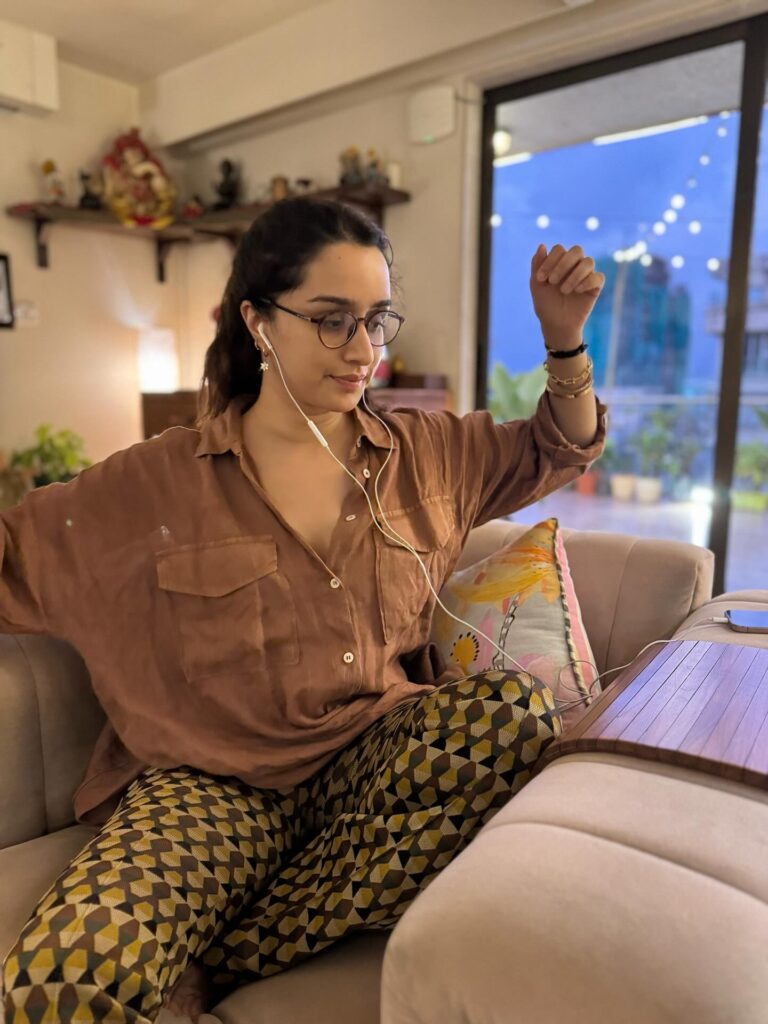 Hunterfly 538984136 18537274399038573 2504091793089891929 n Shraddha Kapoor's Juhu residence stands out because its luxury does