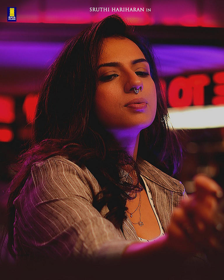 Hunterfly 5d5d5d Pramod Shetty Plays a Cab Driver
