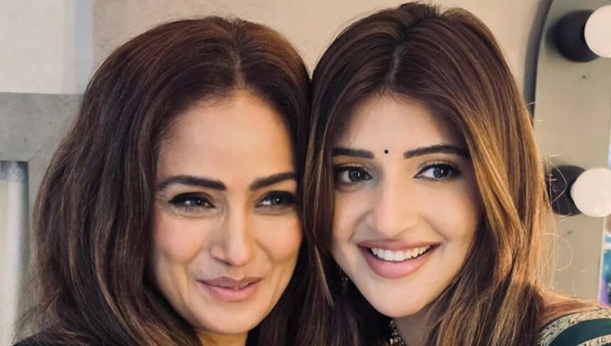 Sreeleela and Simran pose together during their recent meeting.