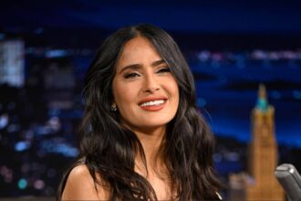 Hunterfly 6 08 13 201605 Salma Hayek holds her stepson François Pinault Jr.’s newborn baby